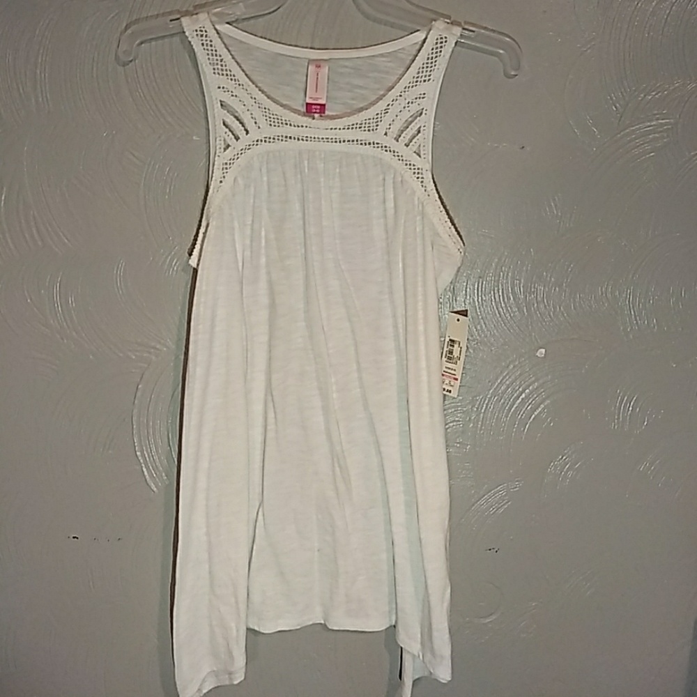 No Boundaries tank top shirt